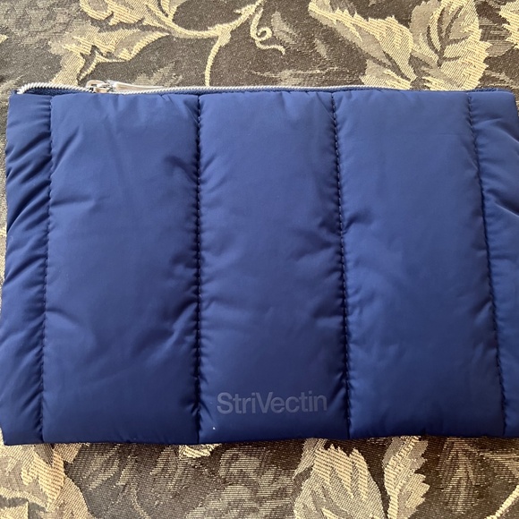 STRIVECTIN Quilted Bag w/ BUNDLE  KIT travel mini sixe  BEST PRODUCTS NEW - Picture 2 of 7